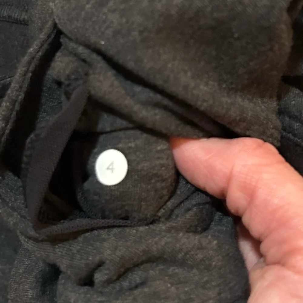 Lululemon Blissed Out Sleeveless Sweater Warm Outdoor Vest
